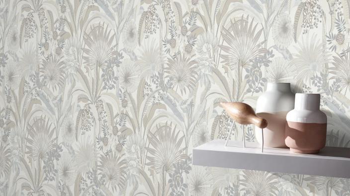 creme/grey wallpaper with garden leaf pattern and shelf