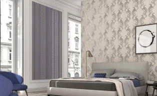 Schlafzimmer Wandgestaltung mit Vliestapete elegantes Ornament in Taupe